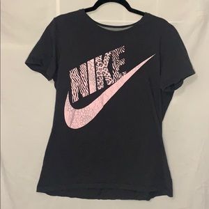 Nike T-shirt